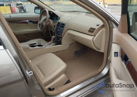 2008 Mercedes-Benz C 300 Luxury/Sport from USA, damaged, VIN WDDGF54XX8F052817